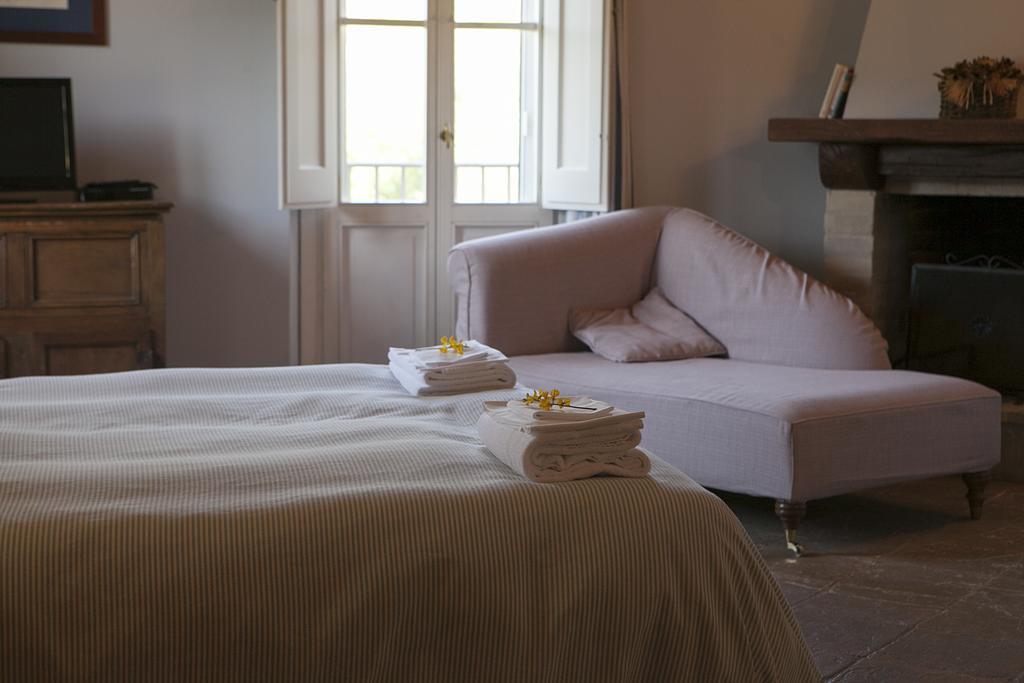 日艾图艾斯斯乡村生活方式公寓式酒店 阿西西 客房 照片
